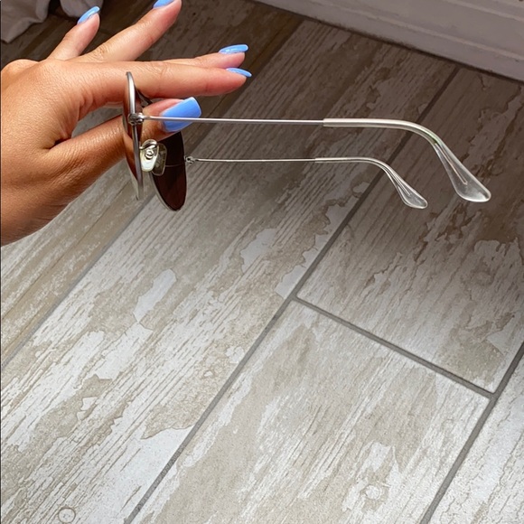 Reflecting ray-bans - Picture 2 of 4